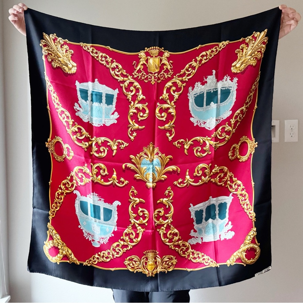 Hermes Carre 90 Carrosses d’Or Silk Scarf by Rybal - Picture 5 of 11